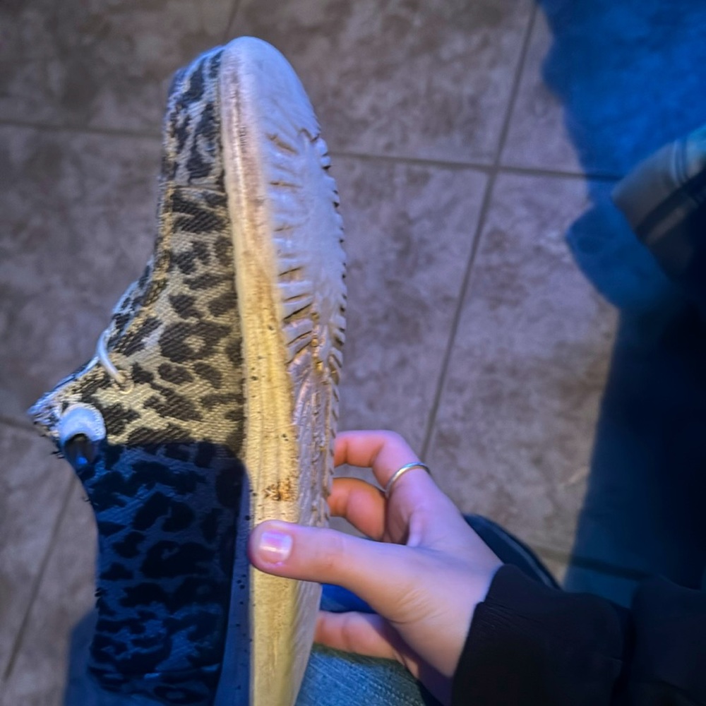 Hey dude shoes not brand new but washed cheetah print